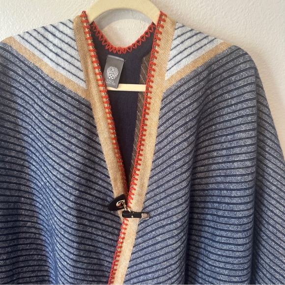 Vince Camuto Cape Shaw buckle Stitchwd Navy Taupe Warm Fall Blanket Top - Picture 3 of 7